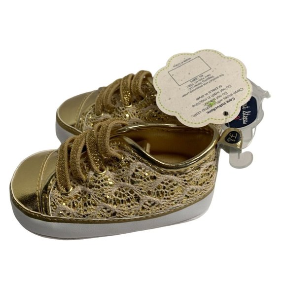 New First Steps Girls Baby Infant Size 3 Gold Lace Sneaker Shoes Slip On - Picture 1 of 5